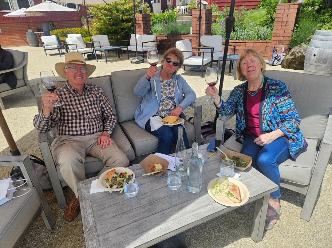 Terra Vina Wines-麦克明维尔必去景点