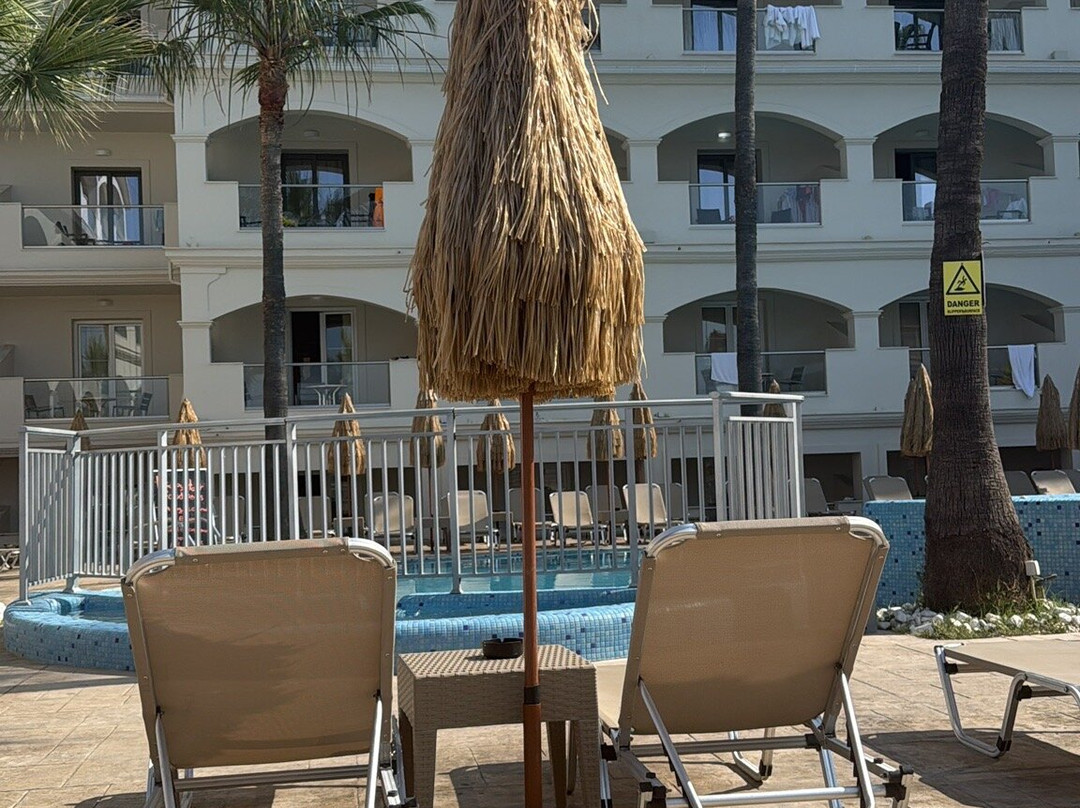 Atlantis Hotel主图