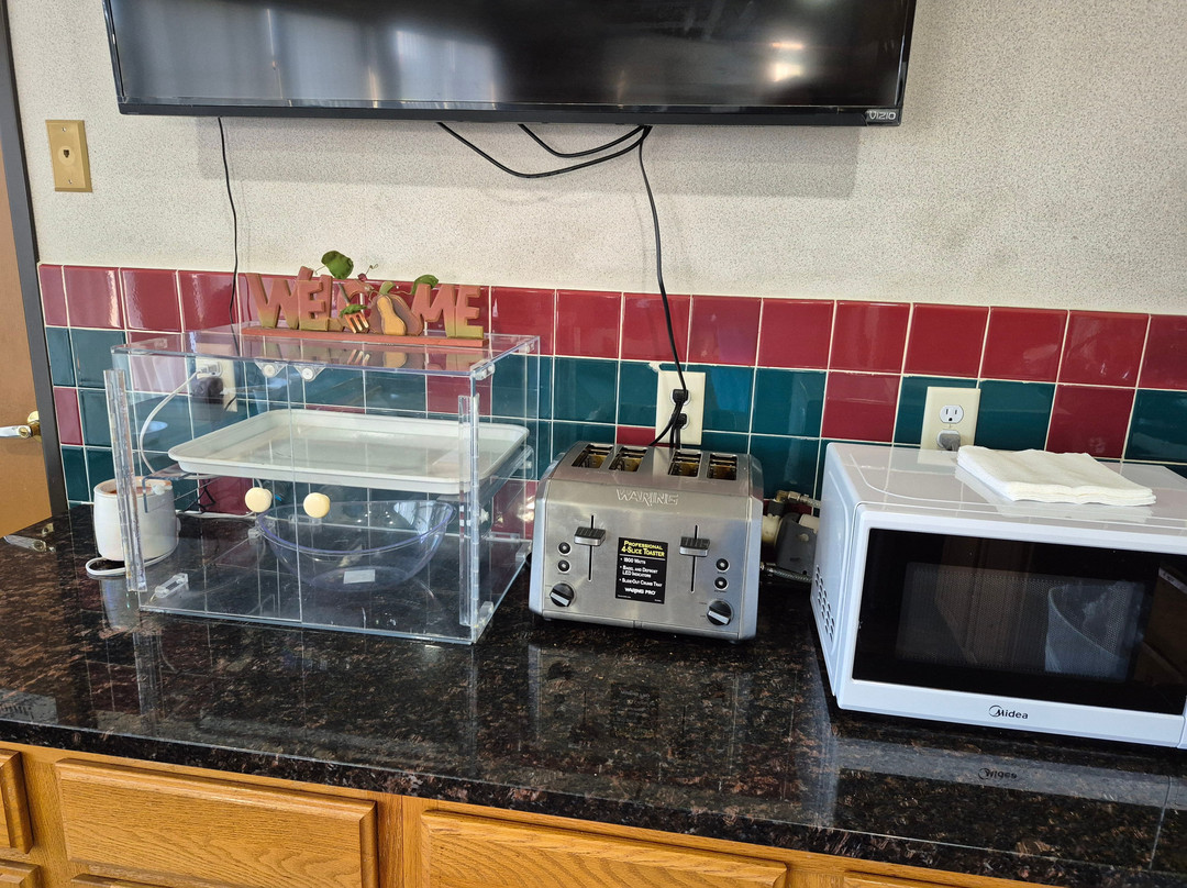 Howard Johnson by Wyndham Wichita Airport主图