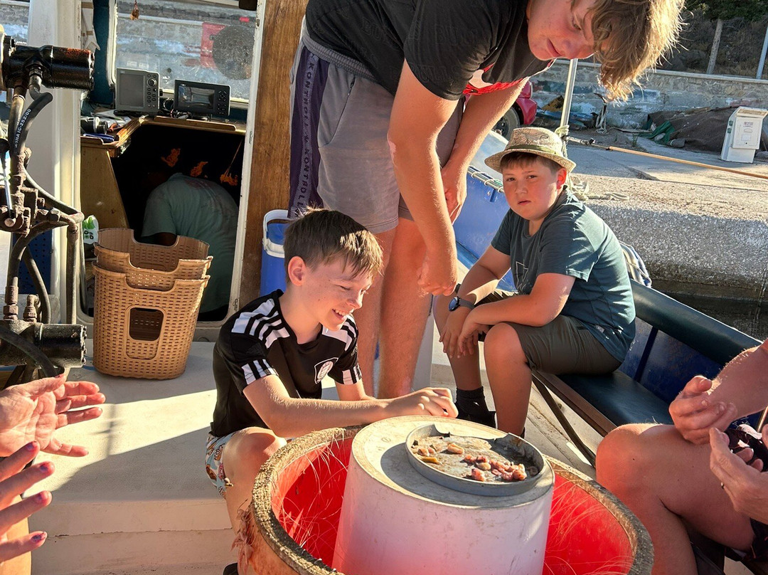 Mitsos Fishing Trips-Petra必去景点