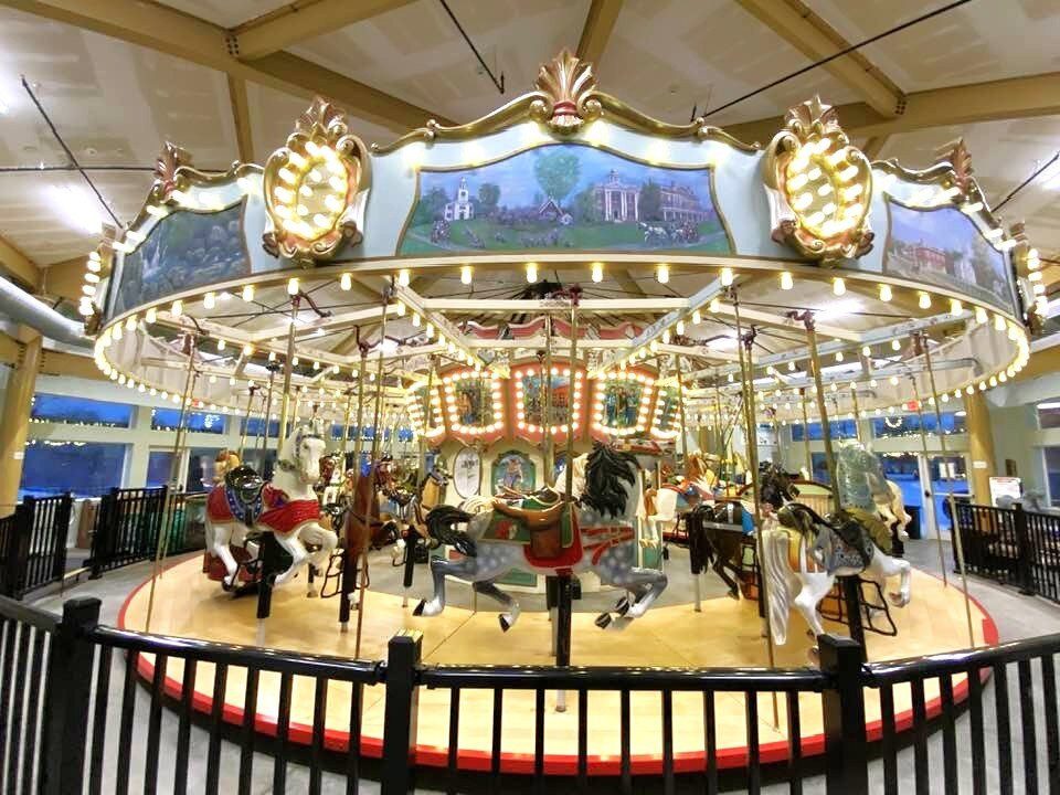 The Berkshire Carousel-皮茨菲尔德必去景点