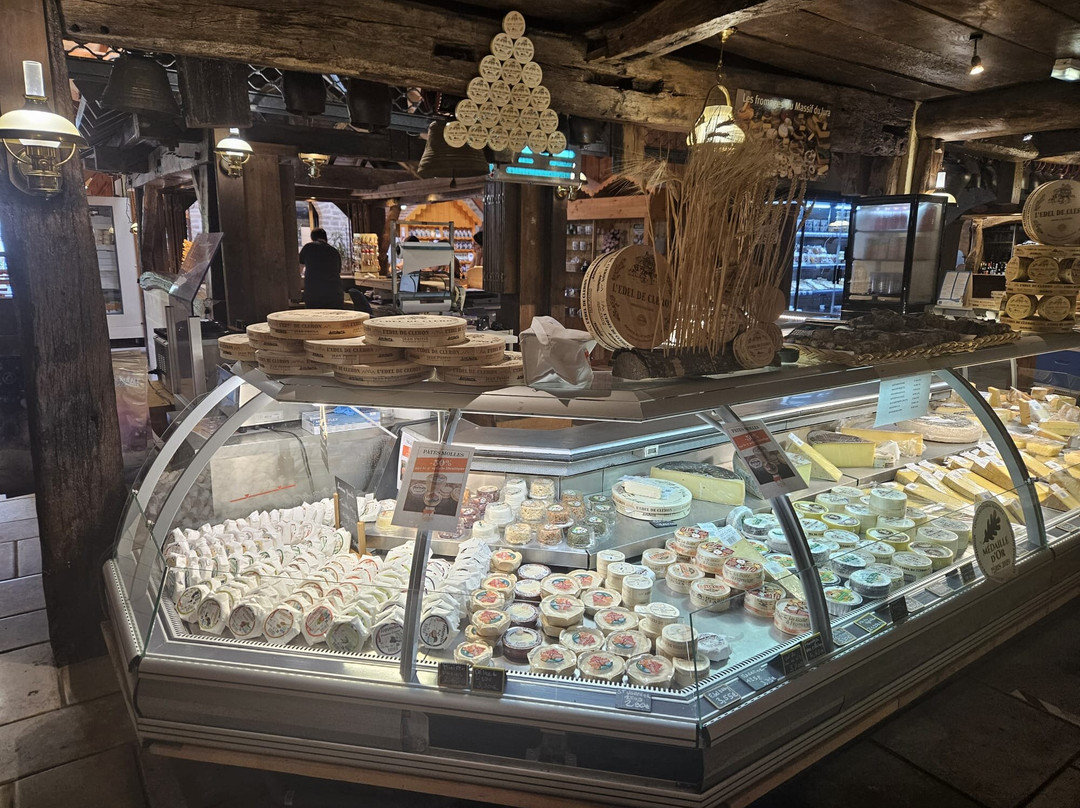 Le Hameau du Fromage-Cleron必去景点