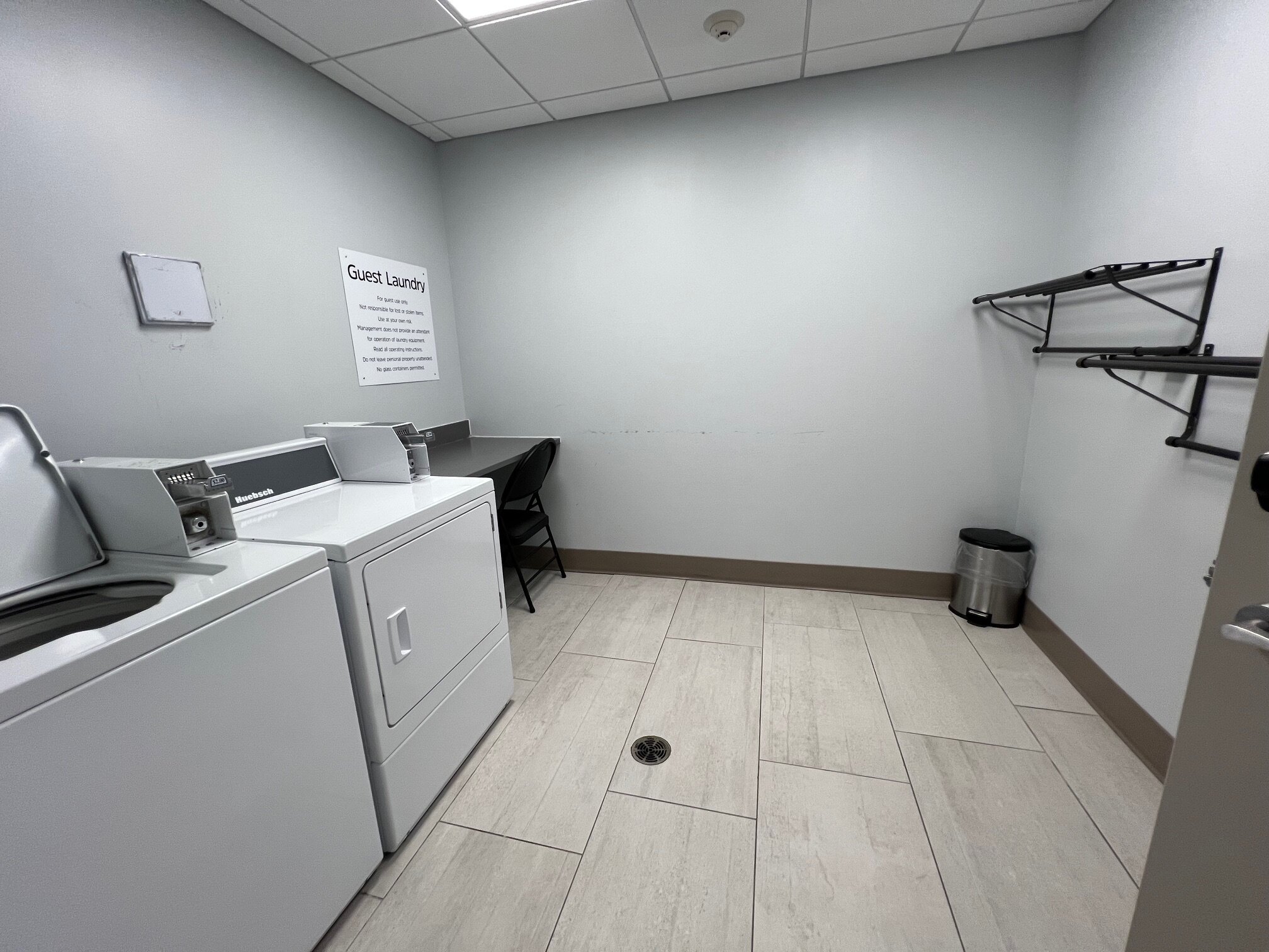 Holiday Inn Express & Suites Halifax – Dartmouth By IHG-商务中心/多功能厅