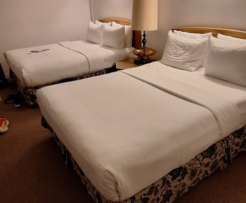 The Aztec Motel & Creative Space主图