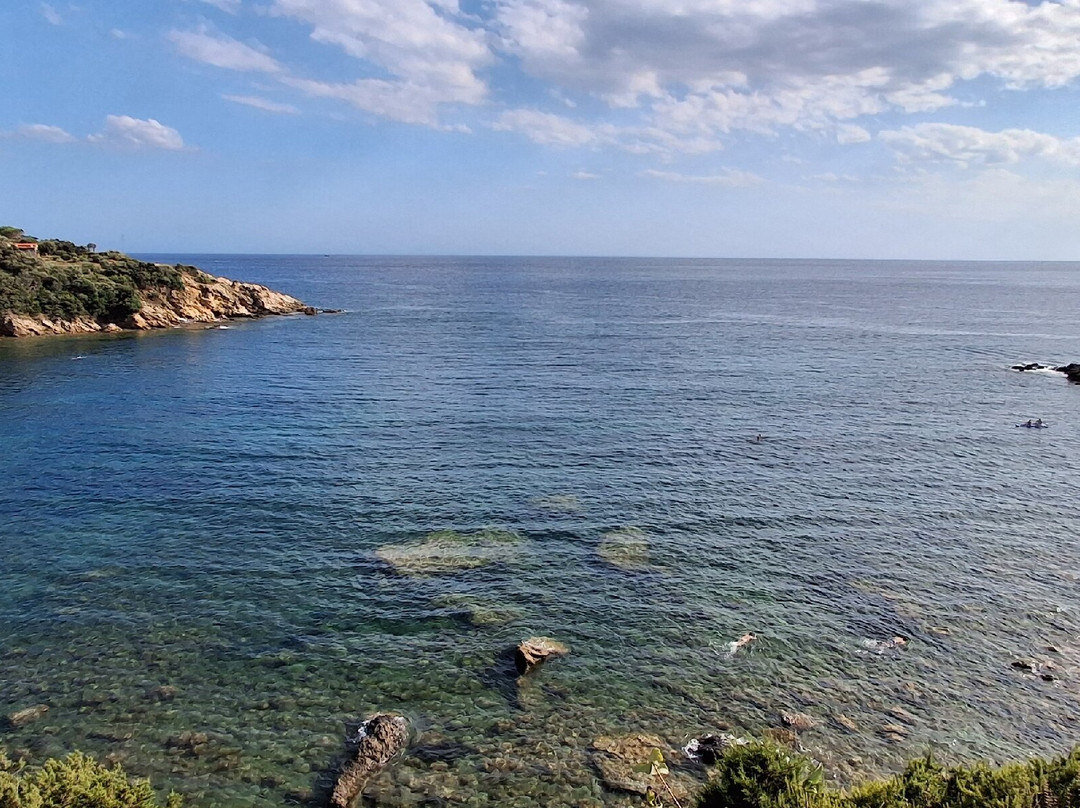 Spiaggia di Barabarca-Capoliveri必去景点