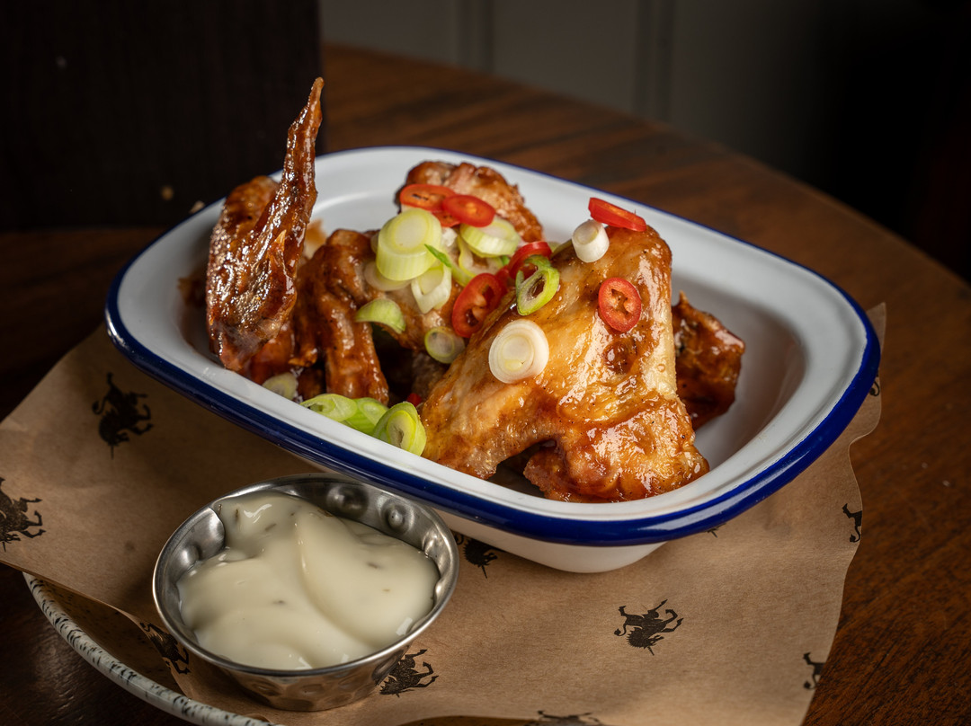 Bulls Head Hale Barns主图