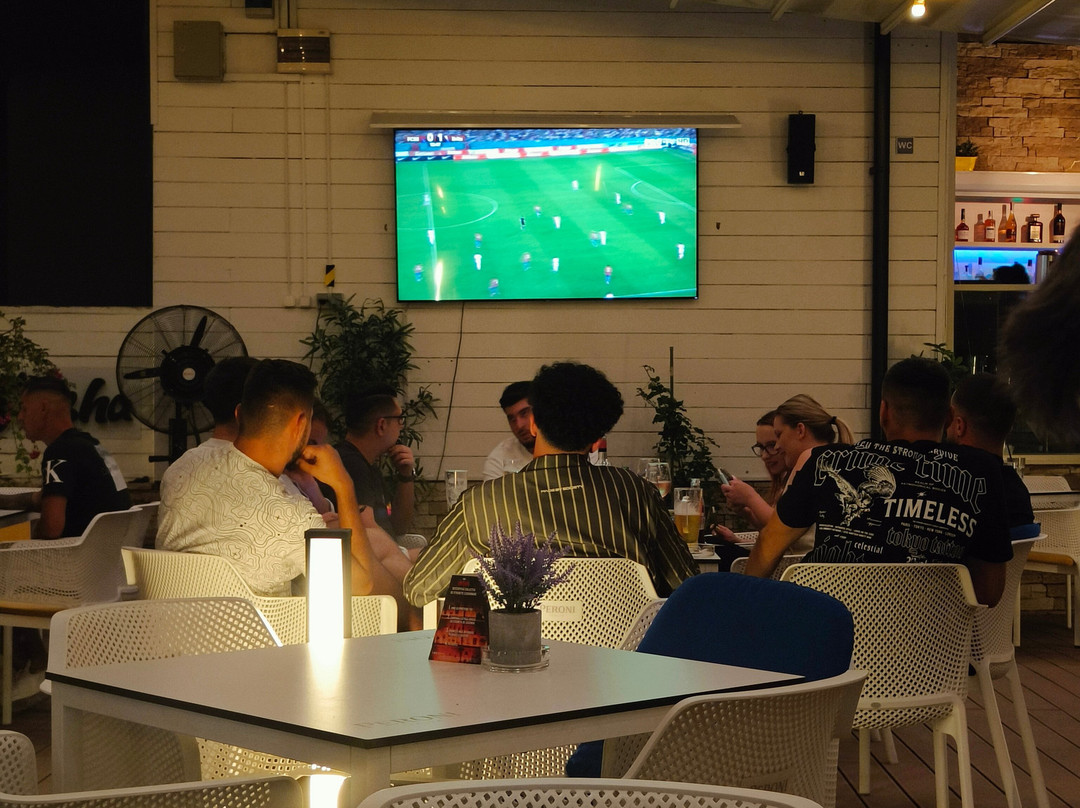 City Hotel Slatina主图