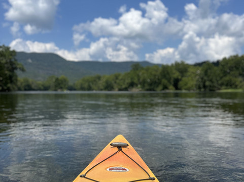 Front Royal Outdoors-弗兰特罗亚尔必去景点