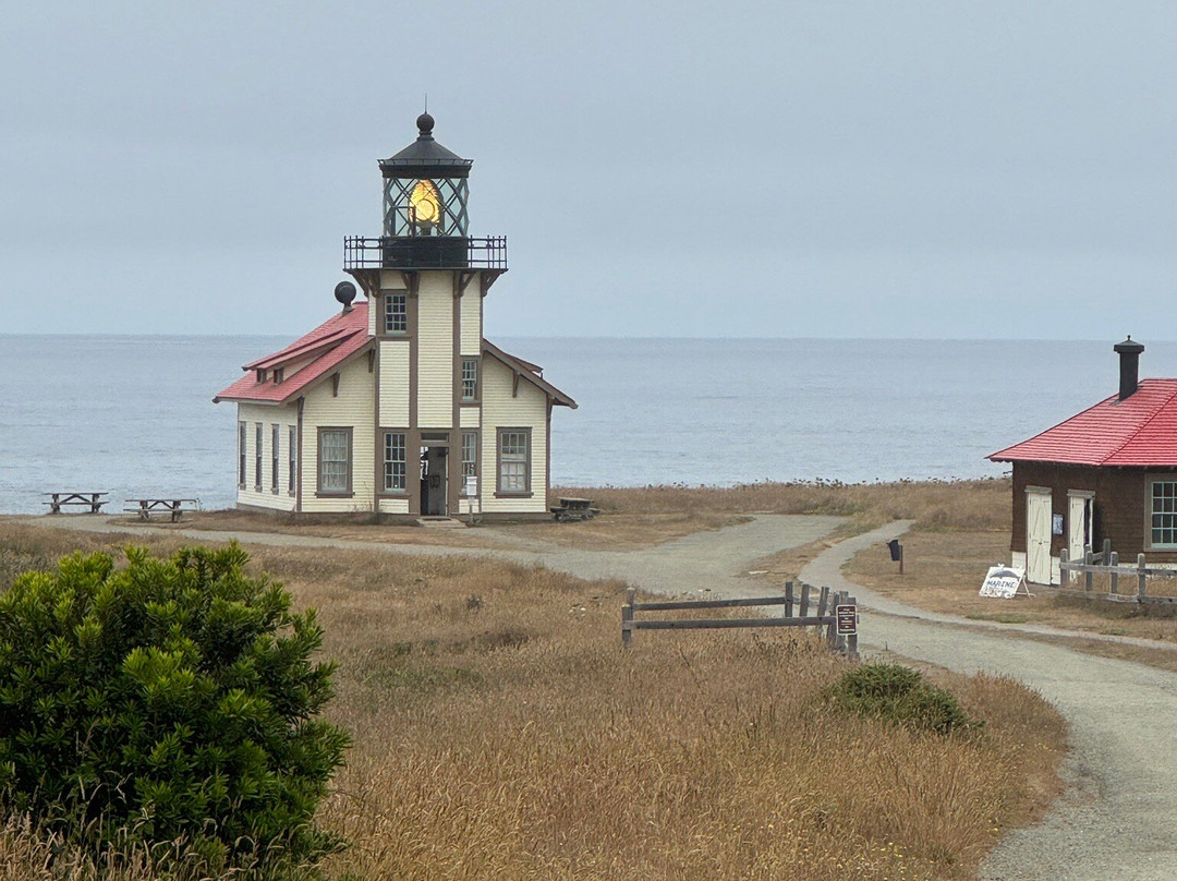 Point Cabrillo Light Station State Historic Park-门多西诺必去景点