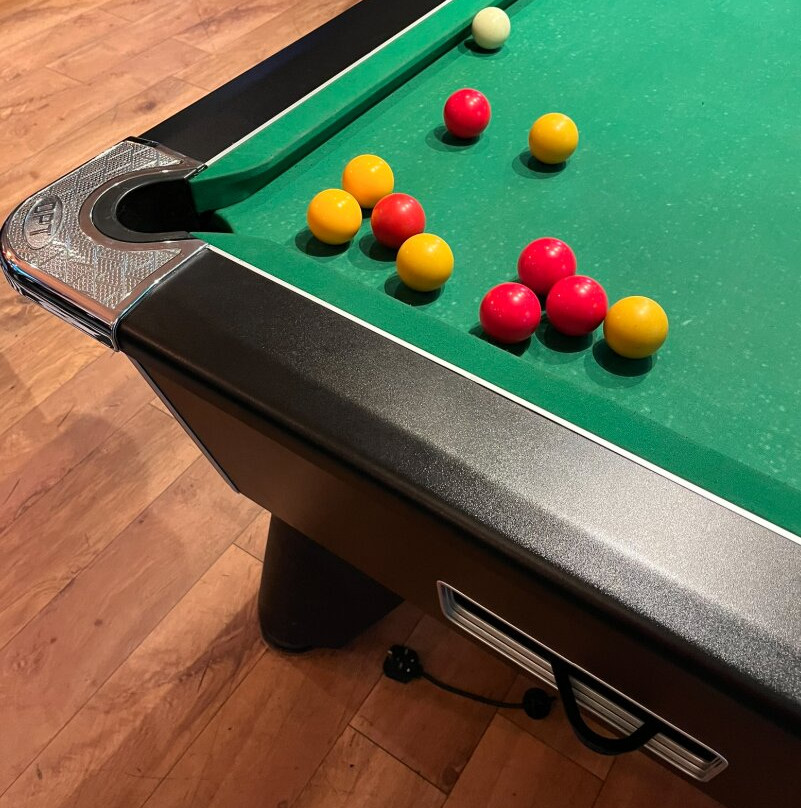 Oaklands Hotel主图