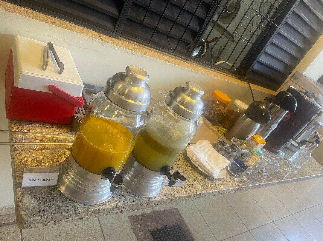 Ponte Alta do Tocantins酒店住宿-Pousada Da Praça