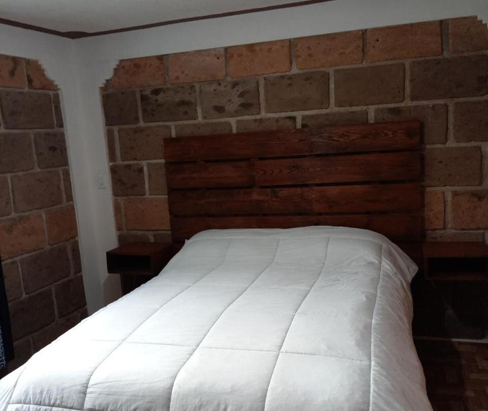Hotel Familiar Los Fresnos