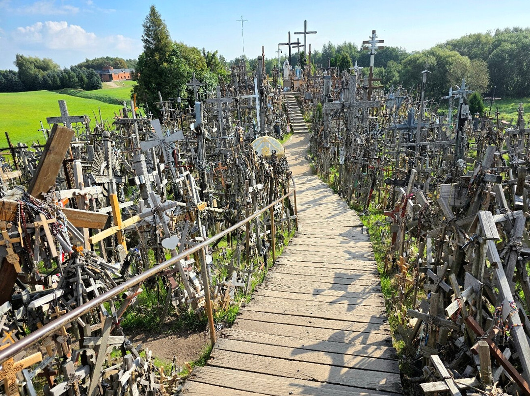 Hill of Crosses Guided Tour-希奥利艾必去景点