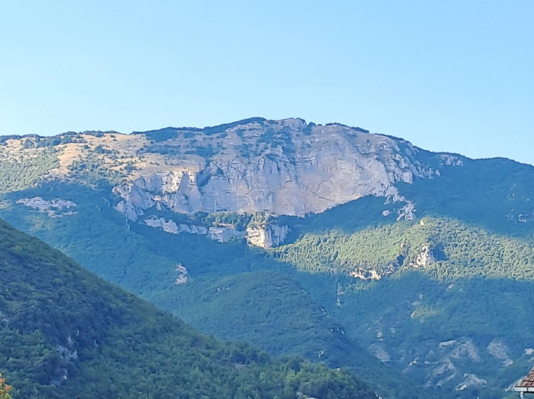 Santuario Della Santissima Trinita Vallepietra-Vallepietra必去景点