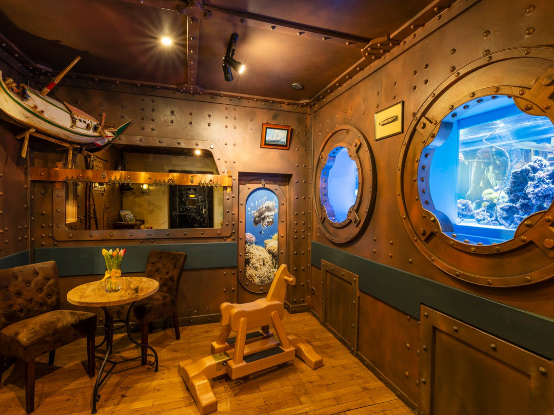 Nautilus Hotel & Restaurant主图