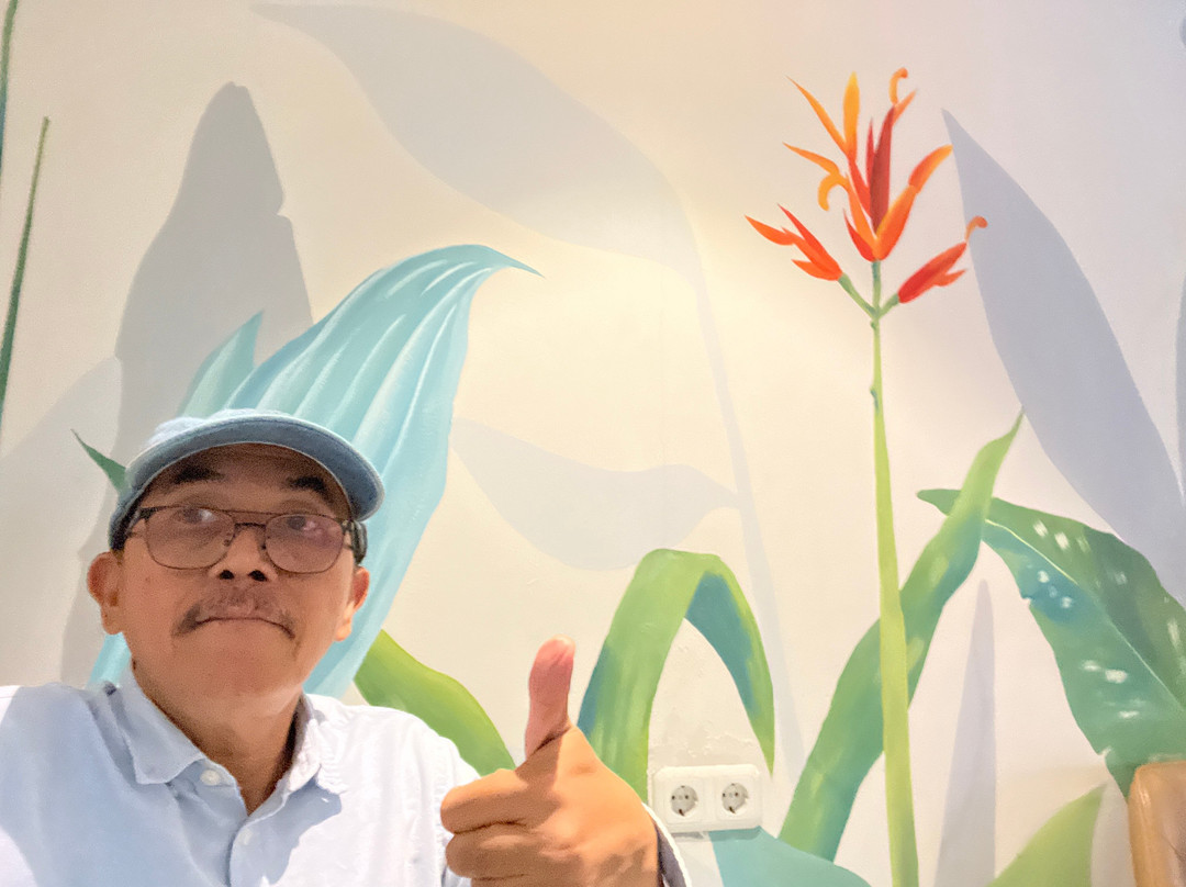 Lun Hotel Manado主图