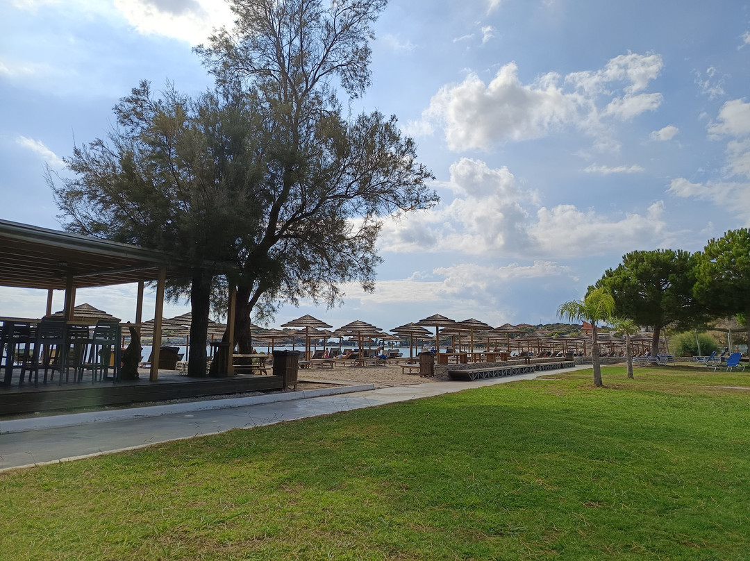 Vouliagmeni Beach-沃立歌美尼必去景点