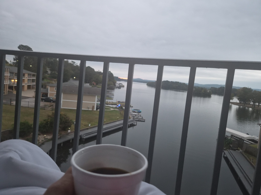 Baymont by Wyndham Hot Springs On the Lake主图