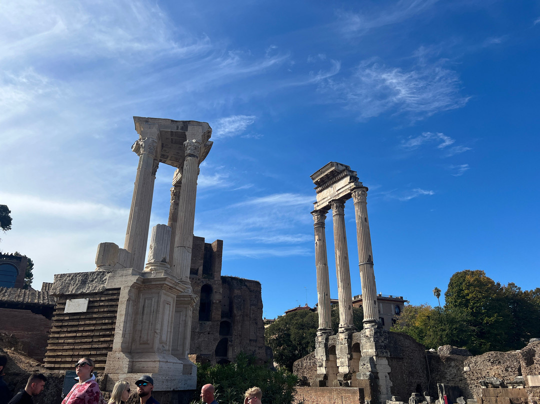 卡斯托与保禄赛神庙-罗马必去景点