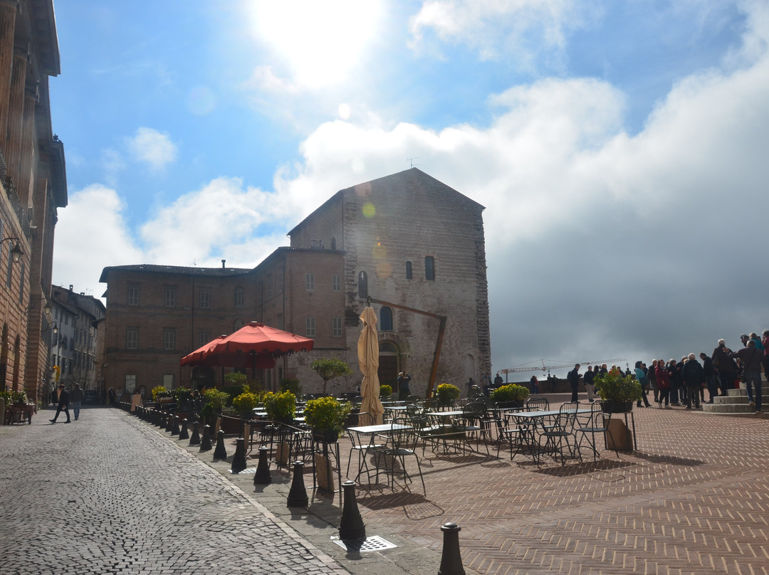 Piazza Grande-古比奥必去景点