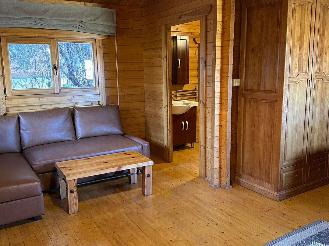 Mountain Breeze Lodge & Resort主图