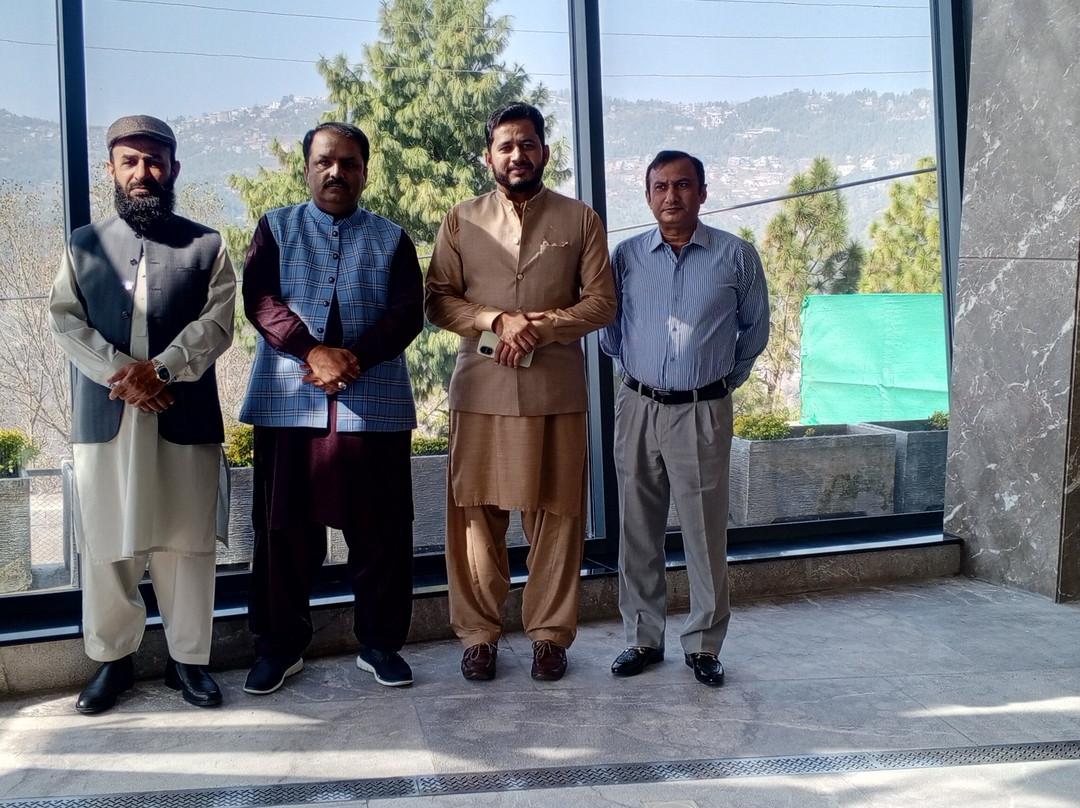 Ramada By Wyndham Murree Lower Topa Resort主图