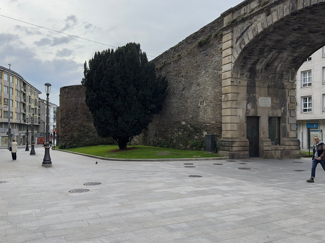 卢戈城墙-卢戈省必去景点