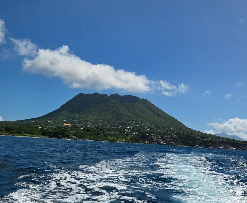 Scubaqua Dive Center-圣尤斯泰希厄斯岛必去景点