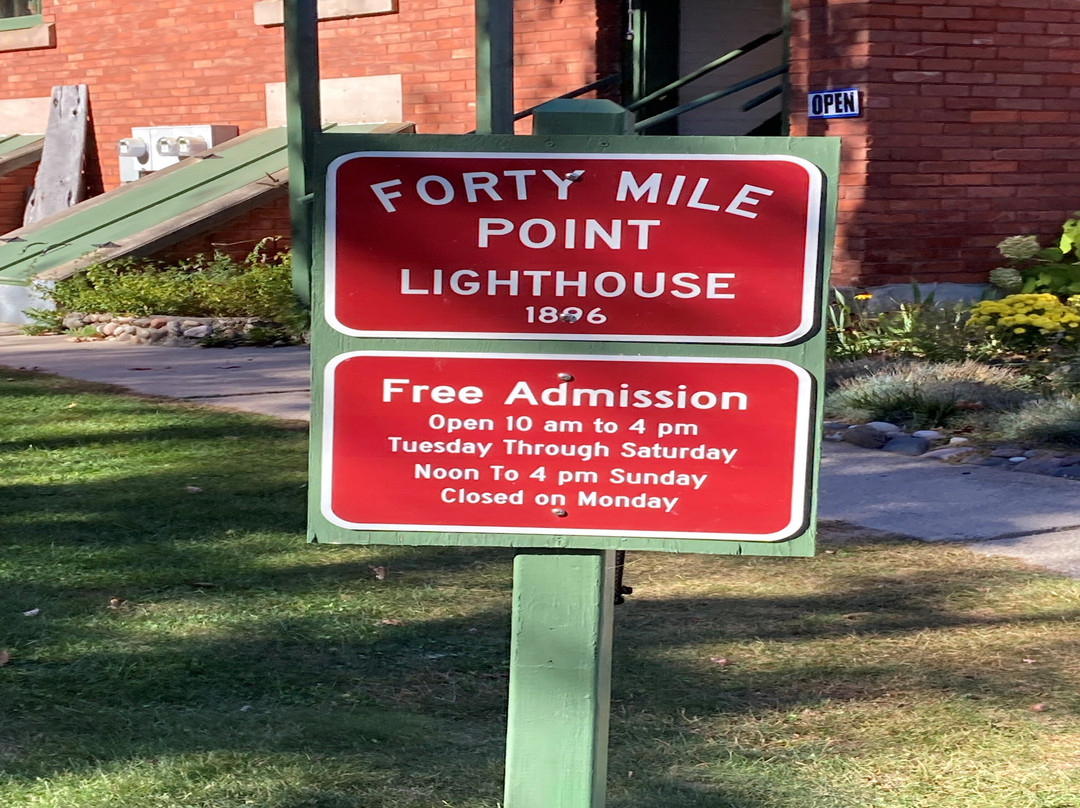 40 Mile Point Lighthouse-Rogers City必去景点