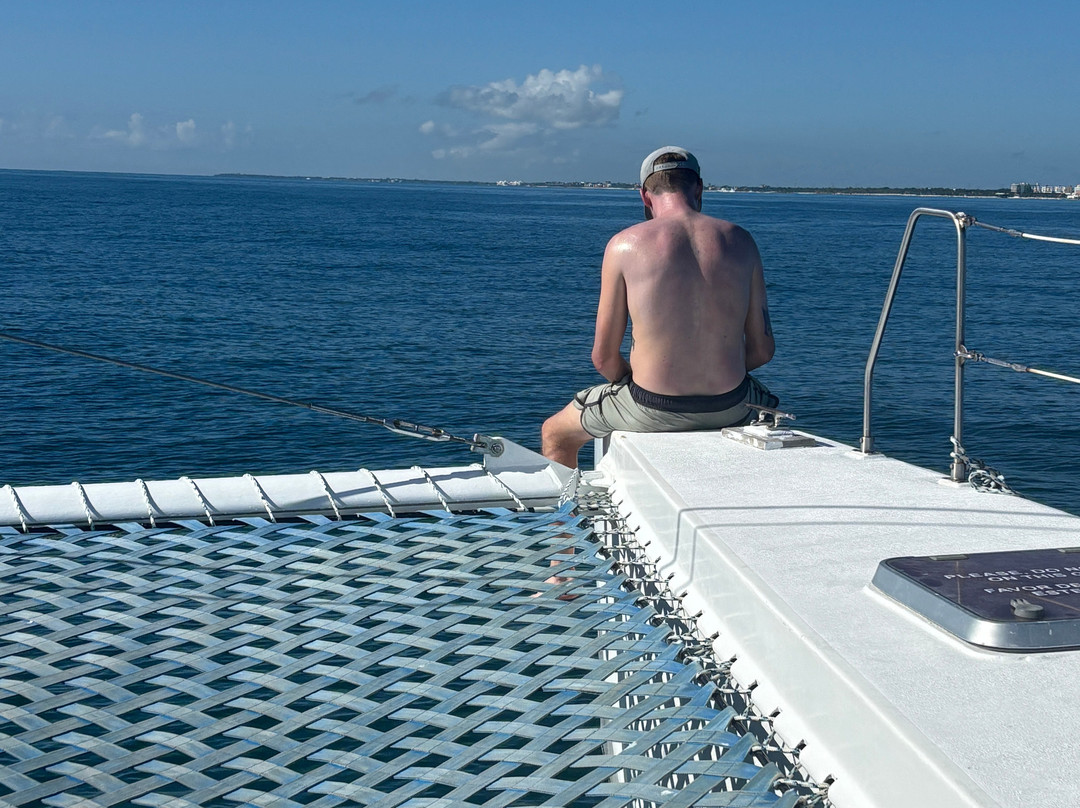 Paradise Catamarans-从莫雷洛斯港必去景点