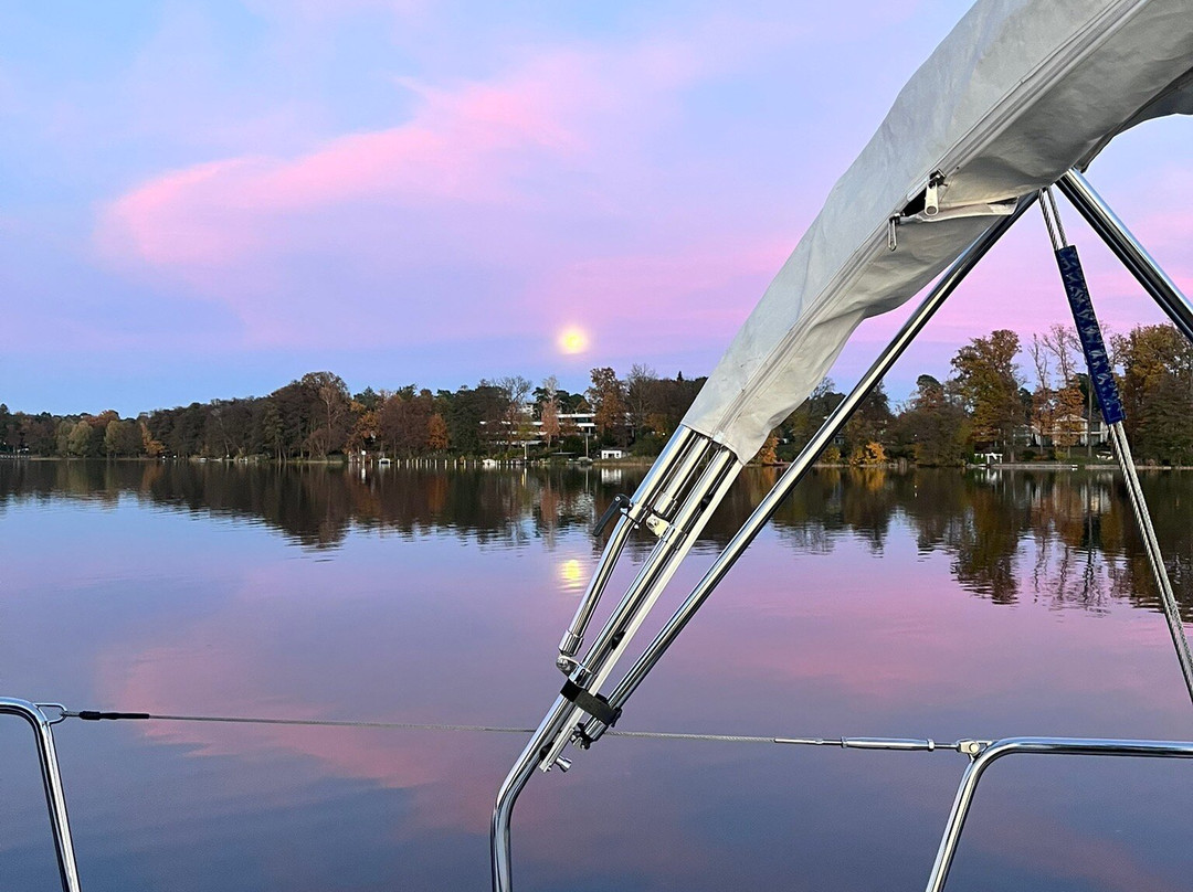 Mitsegeln auf dem Scharmuetzelsee-Bad Saarow必去景点