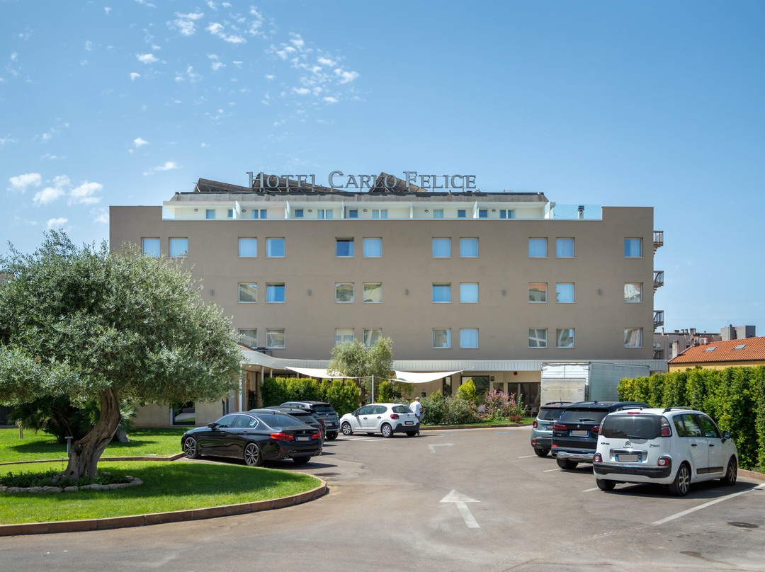 Hotel Carlo Felice主图