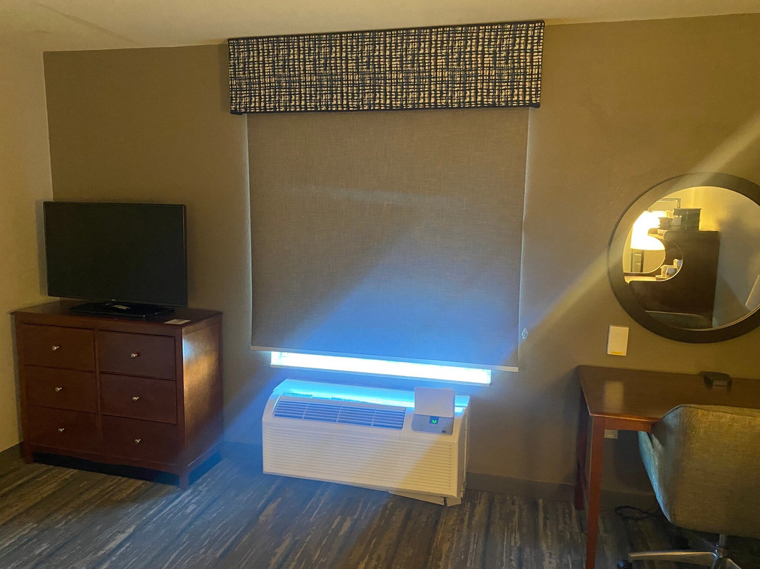 Hampton Inn & Suites Holly Springs主图