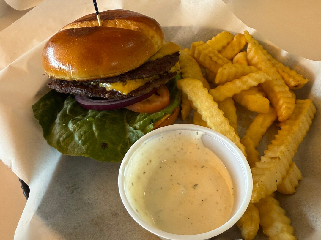 Russell's Truck and Travel Center-Glenrio必去景点