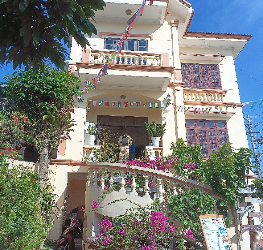 Ha Long Motorbike Rental-Bai Chay必去景点