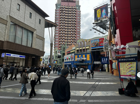 大阪环球影城步行街-大阪市必去景点