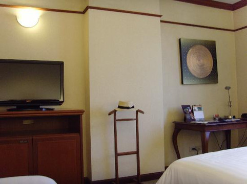 曼谷苏阁索酒店主图