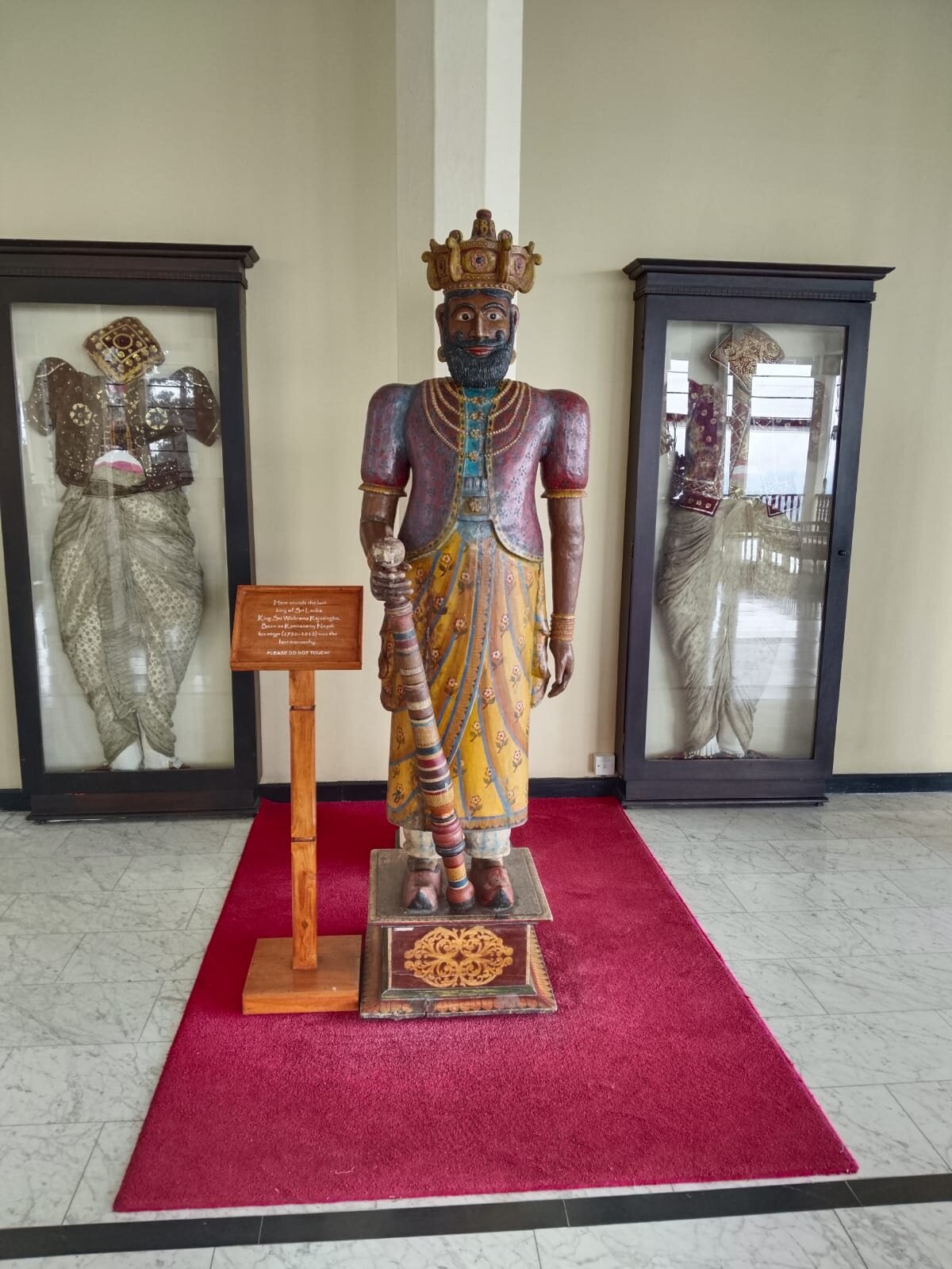 阿玛亚山酒店-官方