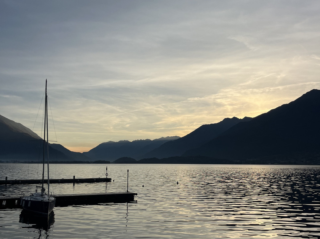 Scuola Nautica Gini-多马索必去景点