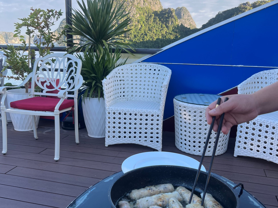 Aroma Viet Nam Travel-Cat Ba Town必去景点