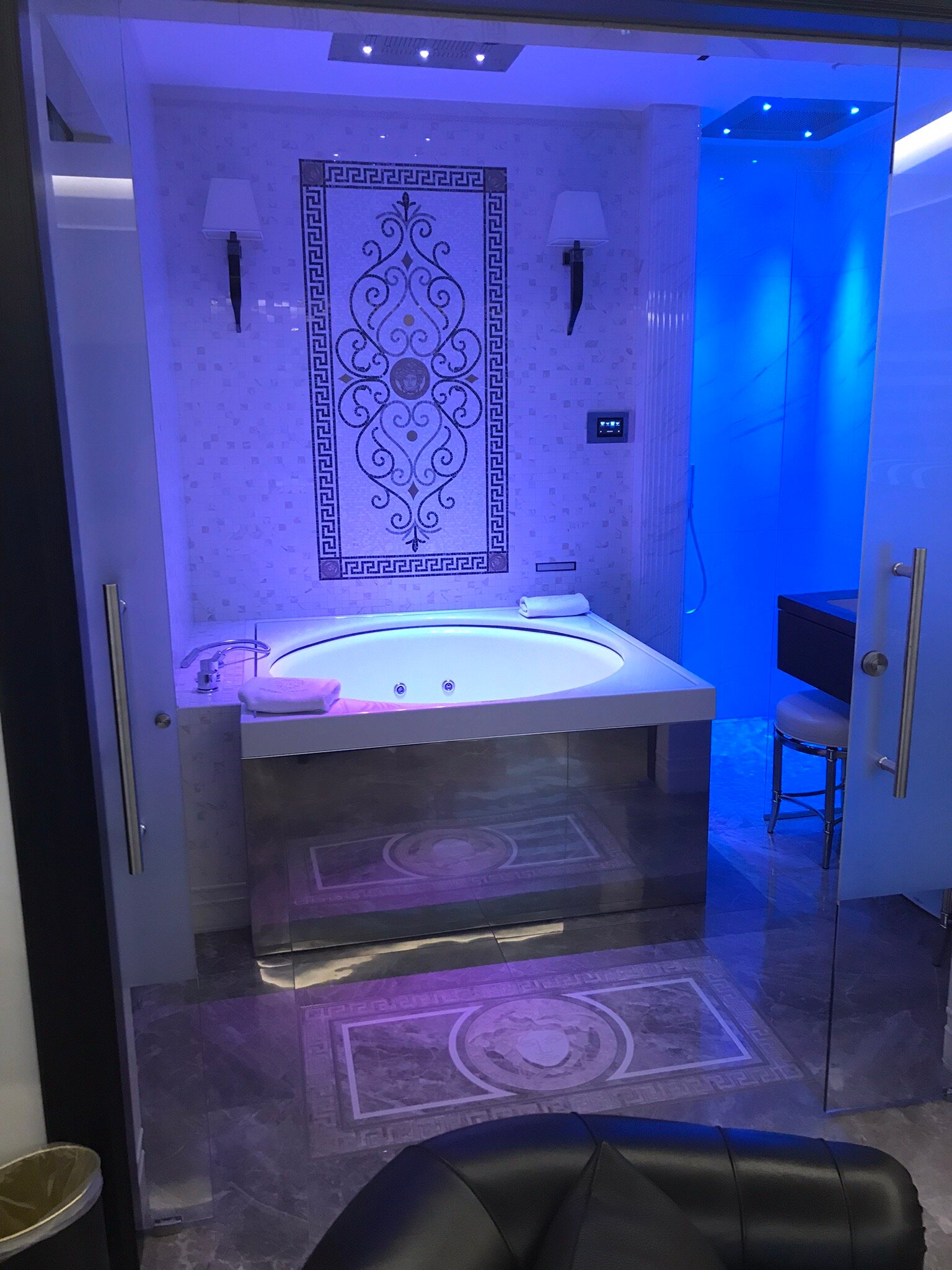 凯夫拉维克酒店-官方