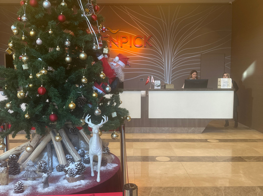 马拉蒂亚瑞享酒店主图