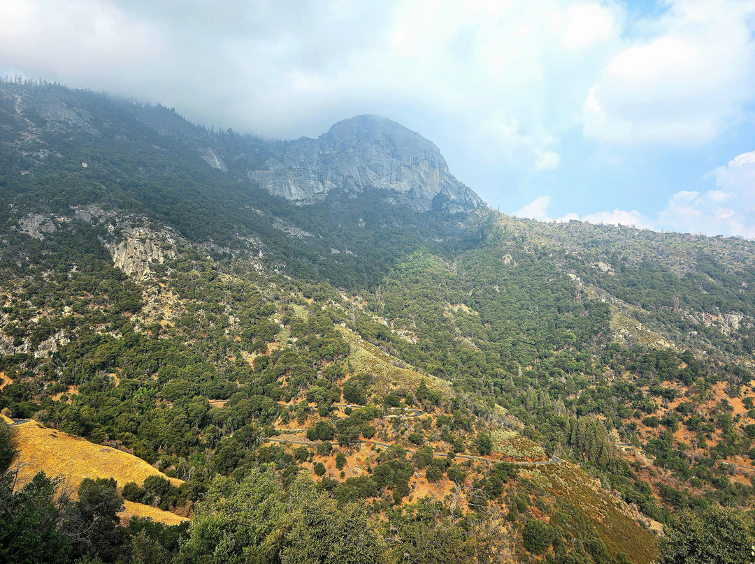 Generals Highway-红杉&国王峡谷国家公园必去景点