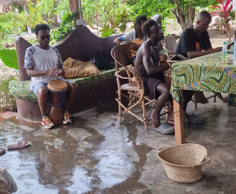 Kuza Cave-江比阿尼必去景点