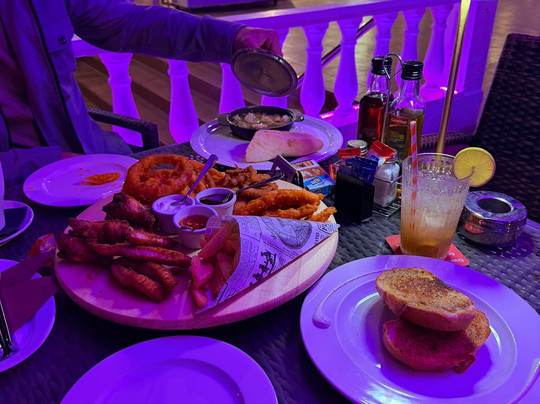 Marcos Bar-卡门港必去景点