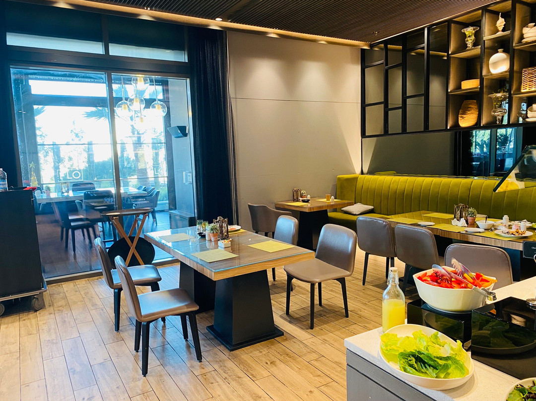 Centro Mada Amman主图