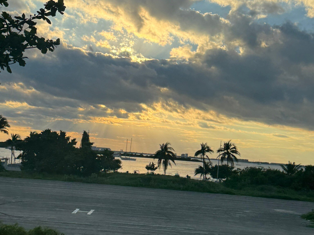 Catmania Catamarans-Costa Mujeres必去景点