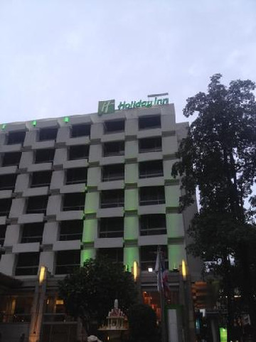 曼谷假日酒店主图