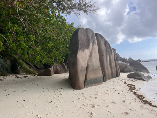 Sunny Trail Guide-拉迪格岛必去景点