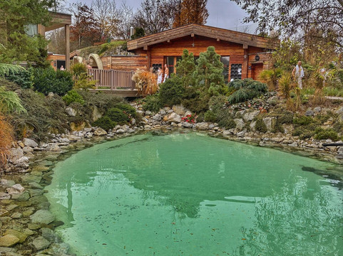 玛克西姆斯度假酒店主图